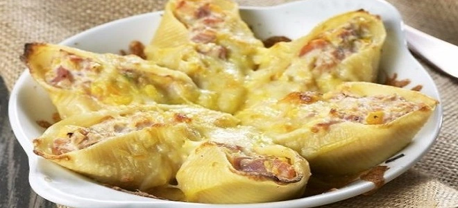 Новогодняя паста с королевскими креветками